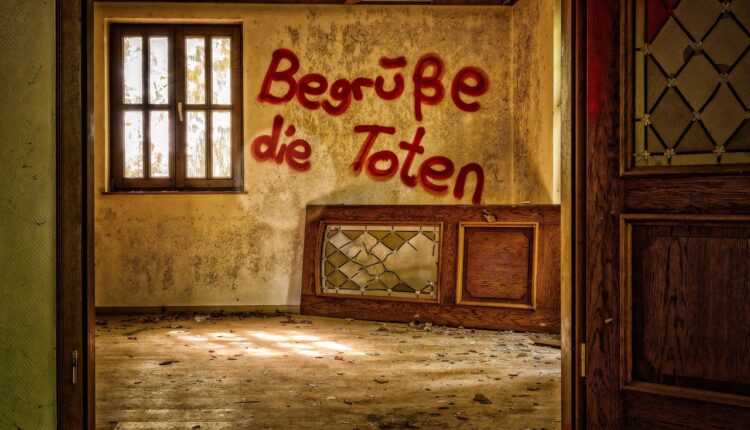 Sonhar com necrotério revela encerramentos e reflexões sobre o passado